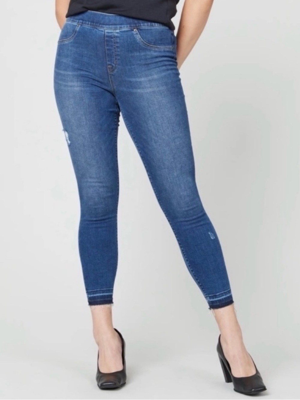 Spanx Distressed Ankle Skinny Jeans Medium Wash Medium Core Shaping Technology